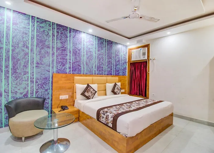 Fabhotel Gross Inn Suites - Nr Igi Airport New Delhi